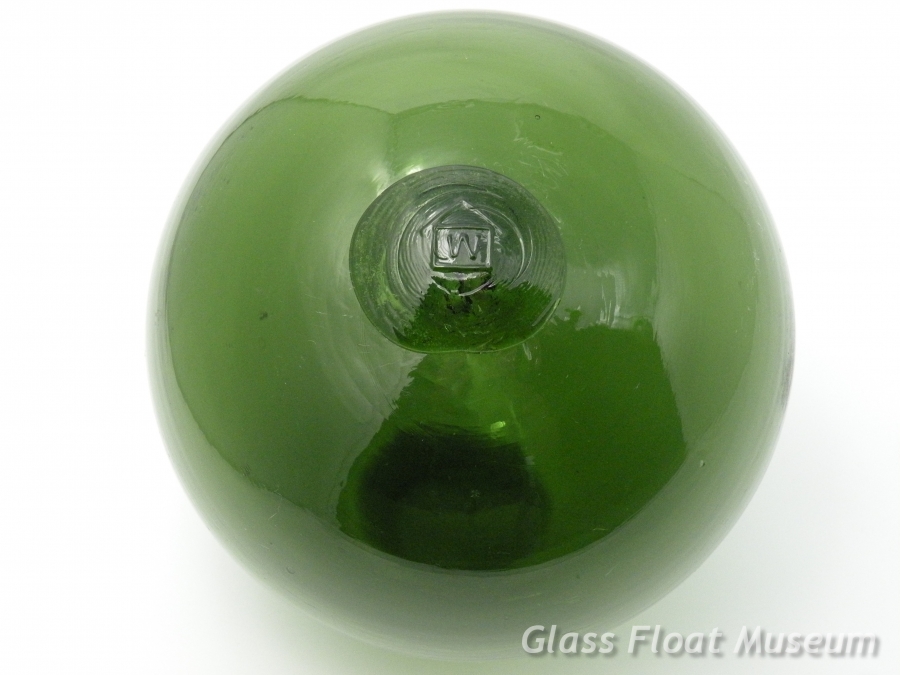 Big 'W' in a House, 6 Inch